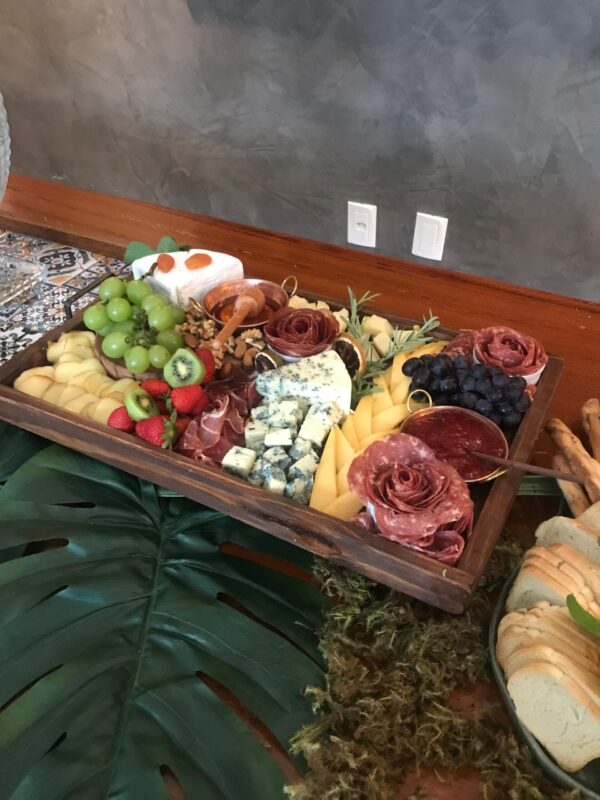Tábua de Frios Gourmet - Tamanho G (Serve até 7 Pessoas)